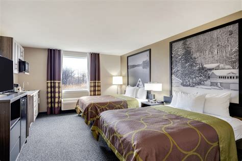 Super 8 by Wyndham Moosonee | Moosonee, ON Hotels