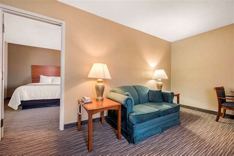 Quality Inn New Castle Rooms: Pictures & Reviews - Tripadvisor