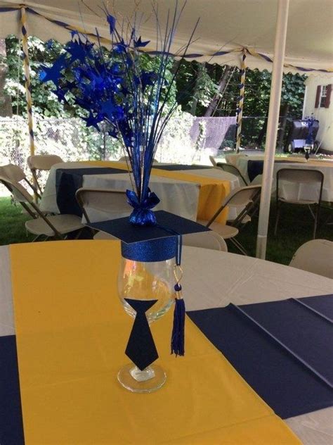 Affordable Graduation Party Ideas For High School 29 | Graduation party centerpieces, Graduation ...