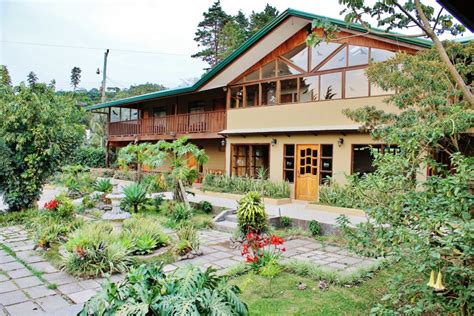 (2021) Monteverde Hotel Recommendation: Monteverde Country Lodge; A Quiet And Rustic Lodge That ...