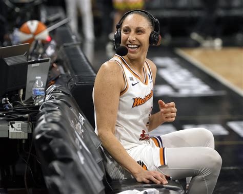 Diana Taurasi and Penny Taylor Welcome Baby Girl | POPSUGAR Family