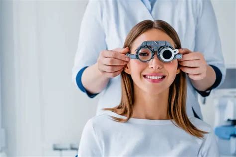 4 Best Online Optometry Courses By Region - Education Planet Online