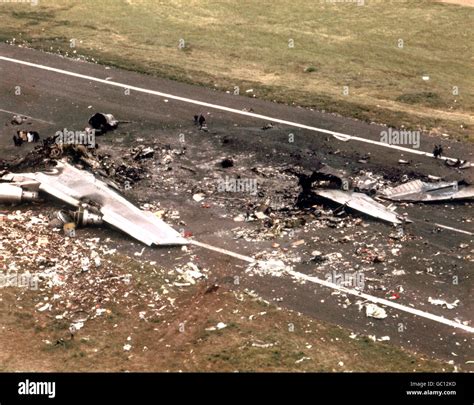 Collided on runway los rodeos airport hi-res stock photography and ...