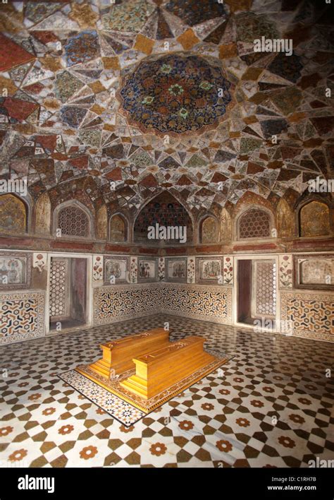 Tombs inside the Itmad-Ud-Daulah's Tomb, also known as Baby Taj Mahal, Agra, India Stock Photo ...