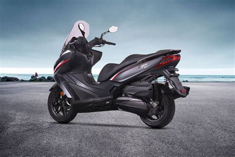 Modenas Elegan 250 2024, Malaysia Price, Specs & June Promos