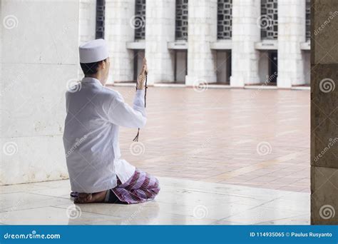 Religious Man Praying in the Mosque Stock Image - Image of allah, devout: 114935065