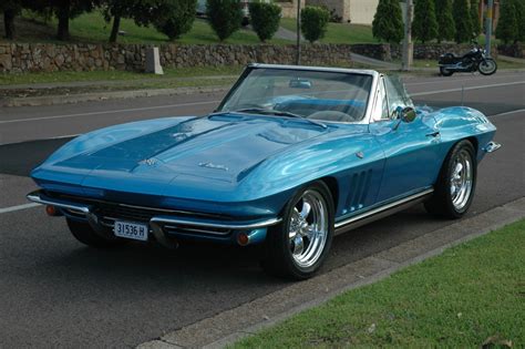 1965 Chevrolet CORVETTE STINGRAY - steeler - Shannons Club