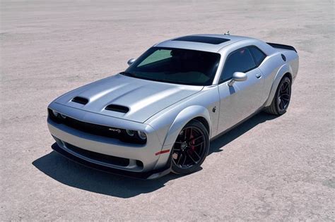 Used 2020 Dodge Challenger SRT Hellcat Redeye Review | Edmunds