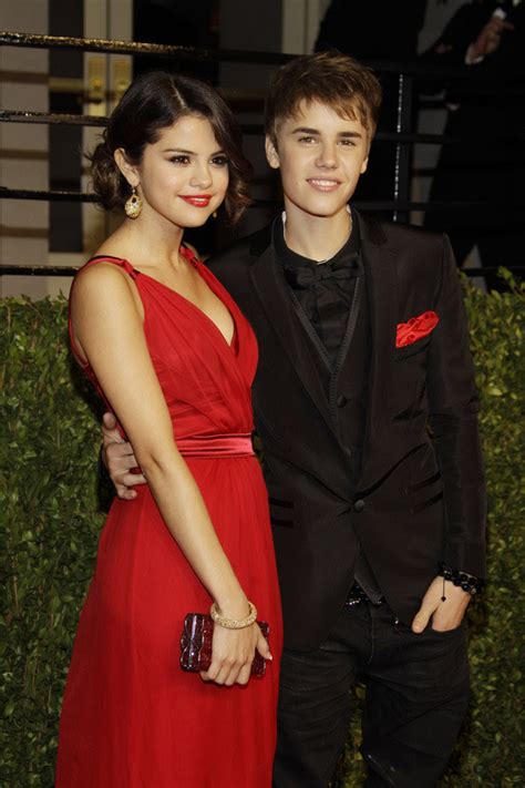 osirkyfyf: selena gomez and justin bieber 2011 march