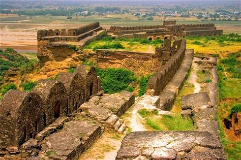 Rohtashgarh Fort, Rohtas Fort near Sasaram, Forts in Sasaram