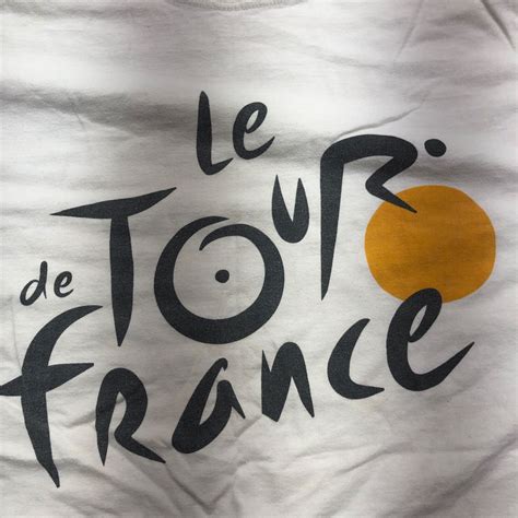 Vintage Le Tour de France White Logo Graphic Short S… - Gem