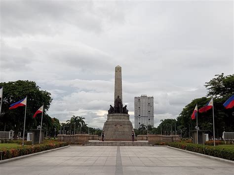 Rizal Park the historical urban park | The Luxury Travel Channel