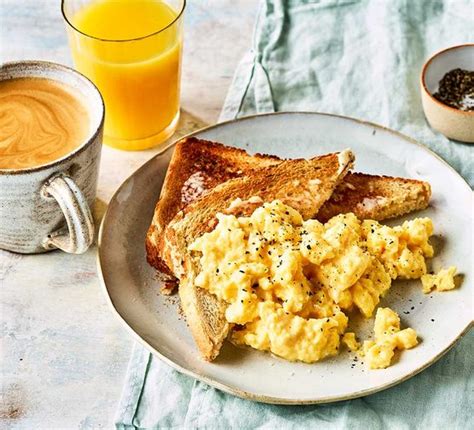 Microwave scrambled eggs recipe | BBC Good Food