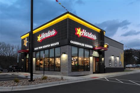 Hardee's Breakfast Hours: When Do They Serve Breakfast?