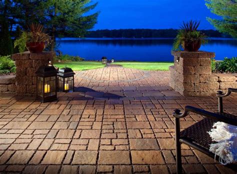 WHAT ARE THE BENEFITS OF PERMEABLE PAVERS? - smartscapesllc