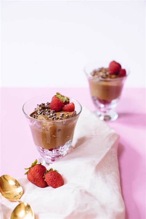 The Vegan-friendly Dark Chocolate Avocado Mousse Recipe