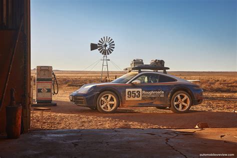 Porsche 911 Dakar (2023) - pictures & information