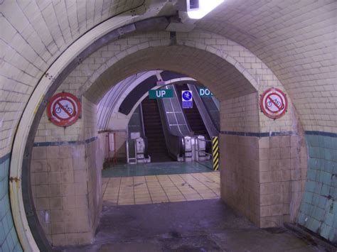 Photographs Of Newcastle: Tyne Pedestrian Tunnel