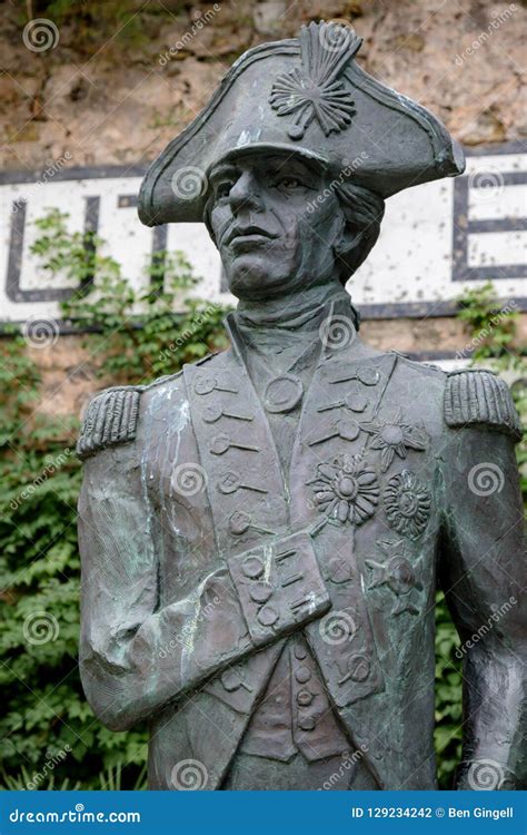 Admiral Nelson Statue editorial photography. Image of statue - 129234242