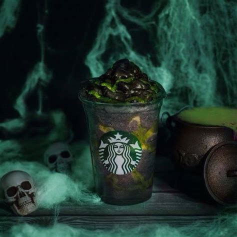 Starbucks, la cadena de café, lanza Frappuccino por Halloween