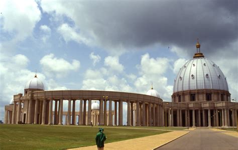 io cerco la bellezza: La Basilica di Yamoussoukro (Costa D'Avorio)