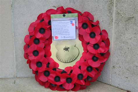 Poppy wreath at the Naval War Memorial on Southsea seafront at ...