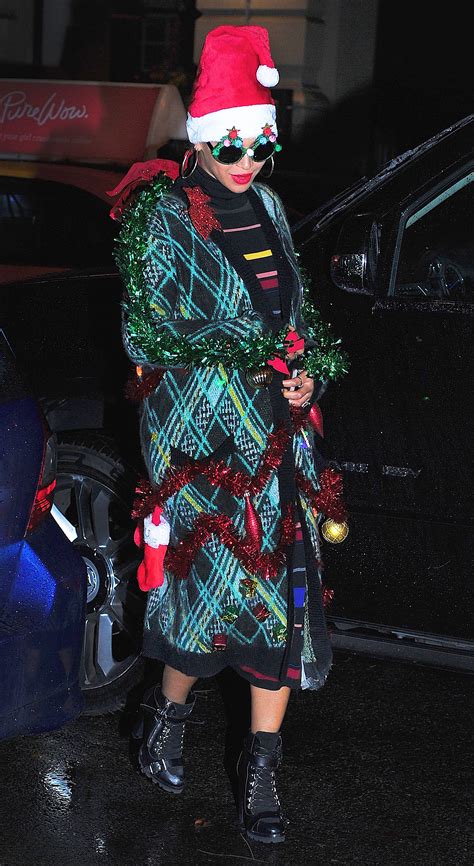 Beyonce Channels a Christmas Tree in Festive Holiday Outfit