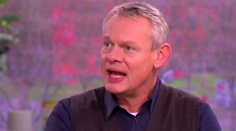 Martin Clunes swears on This Morning, calls government a 'storm'