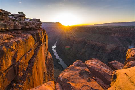 scenic view of Toroweap overlook at sunrise in north rim, grand canyon ...