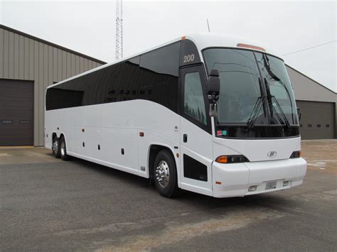 For Sale: 2006 MCI J-4500 Luxury Motor Coach — Thielen Coaches – Motorcoach and Charter Tours