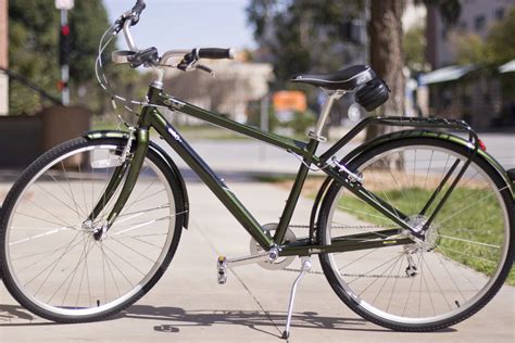 Felt Cafe 8-speed hybrid bike | Used for BruinBikes program | Flickr