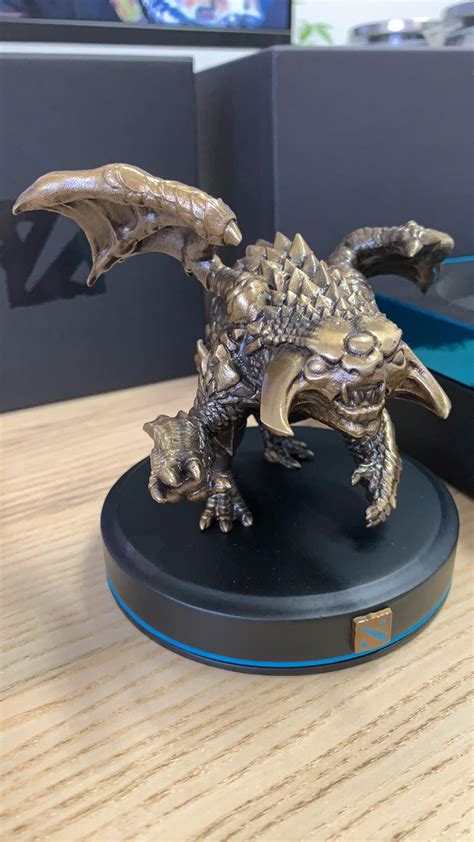 Roshan has arrived! : r/DotA2