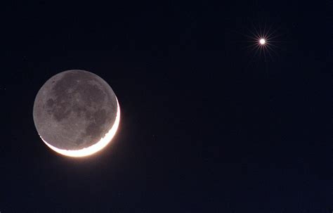 Venus and the moon: What's going on in the sky tonight