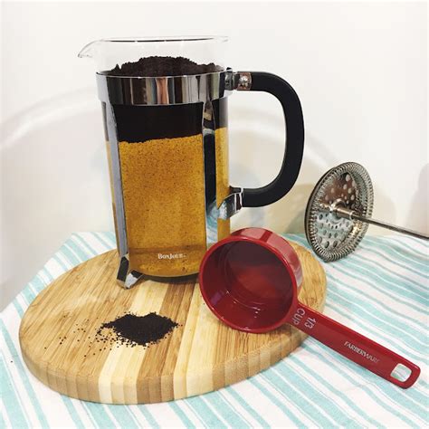 five sixteenths blog: Make it Monday // How to Make Cold Brew Coffee in a French Press