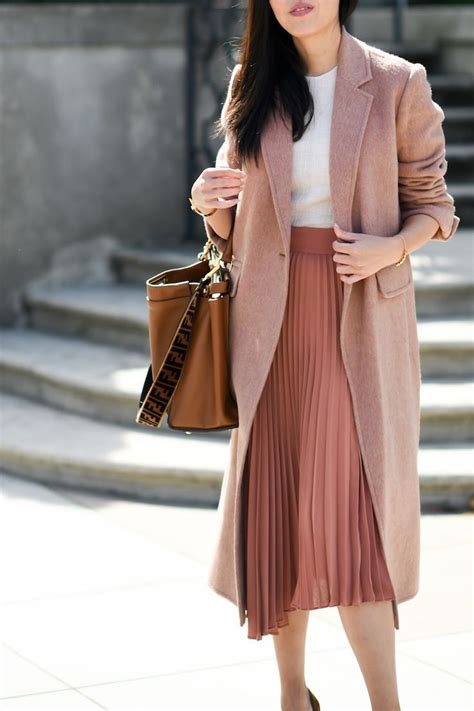blush tones | Fall fashion coats, Autumn fashion, Fashion
