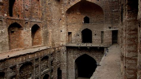 Agrasen Ki Baoli , Delhi - 2020 (Photos & Reviews)