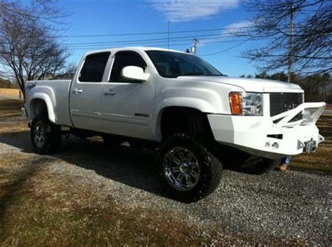 Sell used 2007 GMC Sierra 2500 SLT in Mount Airy, North Carolina, United States