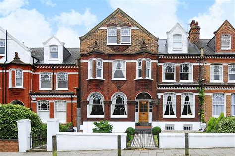 House prices soar 21 per cent in Balham, 'London's new leading property ...