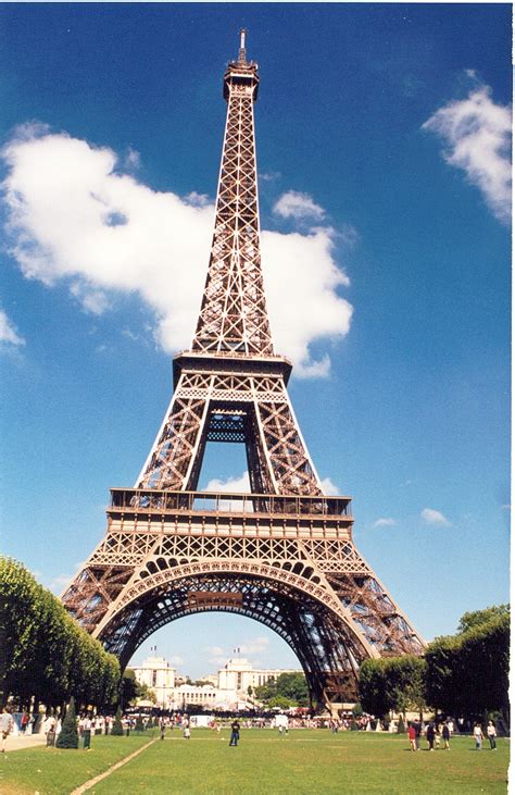 Gambar Menara Eiffel Di Paris Terbaru