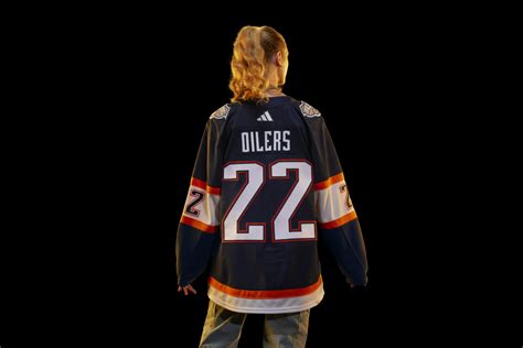 Oilers reveal new "reverse retro" jersey featuring Oil Gear logo ...