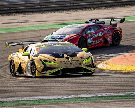 Arriba 47+ imagen lamborghini super trofeo - Abzlocal.mx