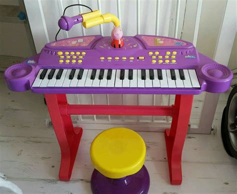 Peppa Pig Keyboard & Microphone with stool | in Culcheth, Cheshire | Gumtree