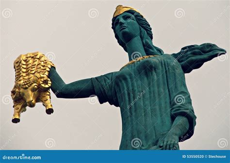 Golden Fleece. Ancient Greek Mythology About Jason And Argonauts Antique Statue Royalty-Free ...