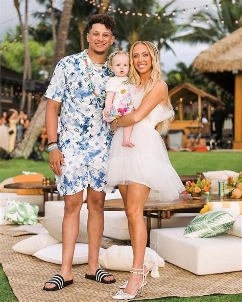 Patrick Mahomes and Brittany Matthews Share Family Photo with Baby ...