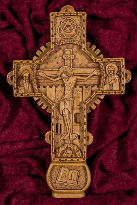 Rumänische Orthodoxe Kreuz aromatischen Wand Kruzifix mit | Etsy Wooden Crosses, Wall Crosses ...