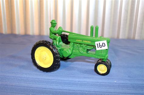 John Deere Metal Toy Tractor Model