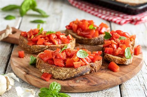 Ricetta Bruschetta al pomodoro - Cucchiaio d'Argento