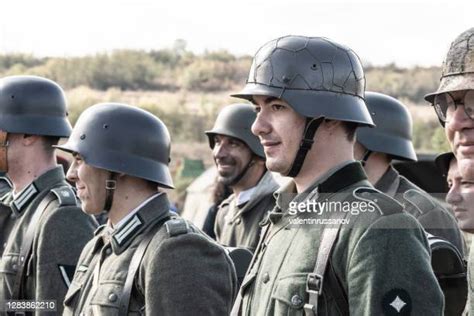 1,086 German Military Uniforms Ww2 Stock Photos, High-Res Pictures, and Images - Getty Images