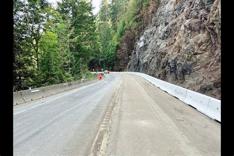 Highway 4 reopening to two-way traffic - Victoria Times Colonist