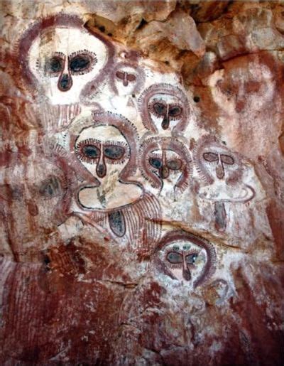 Ancient alien cave paintings | Pinturas rupestres, Misterios antiguos, Pintura primitiva